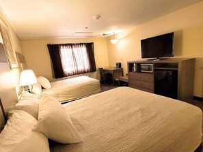 Room, 2 Queen Beds (Main Hotel)