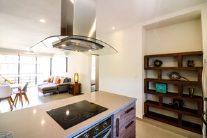 Premium Apartment, Multiple Beds, Non Smoking | Private kitchen