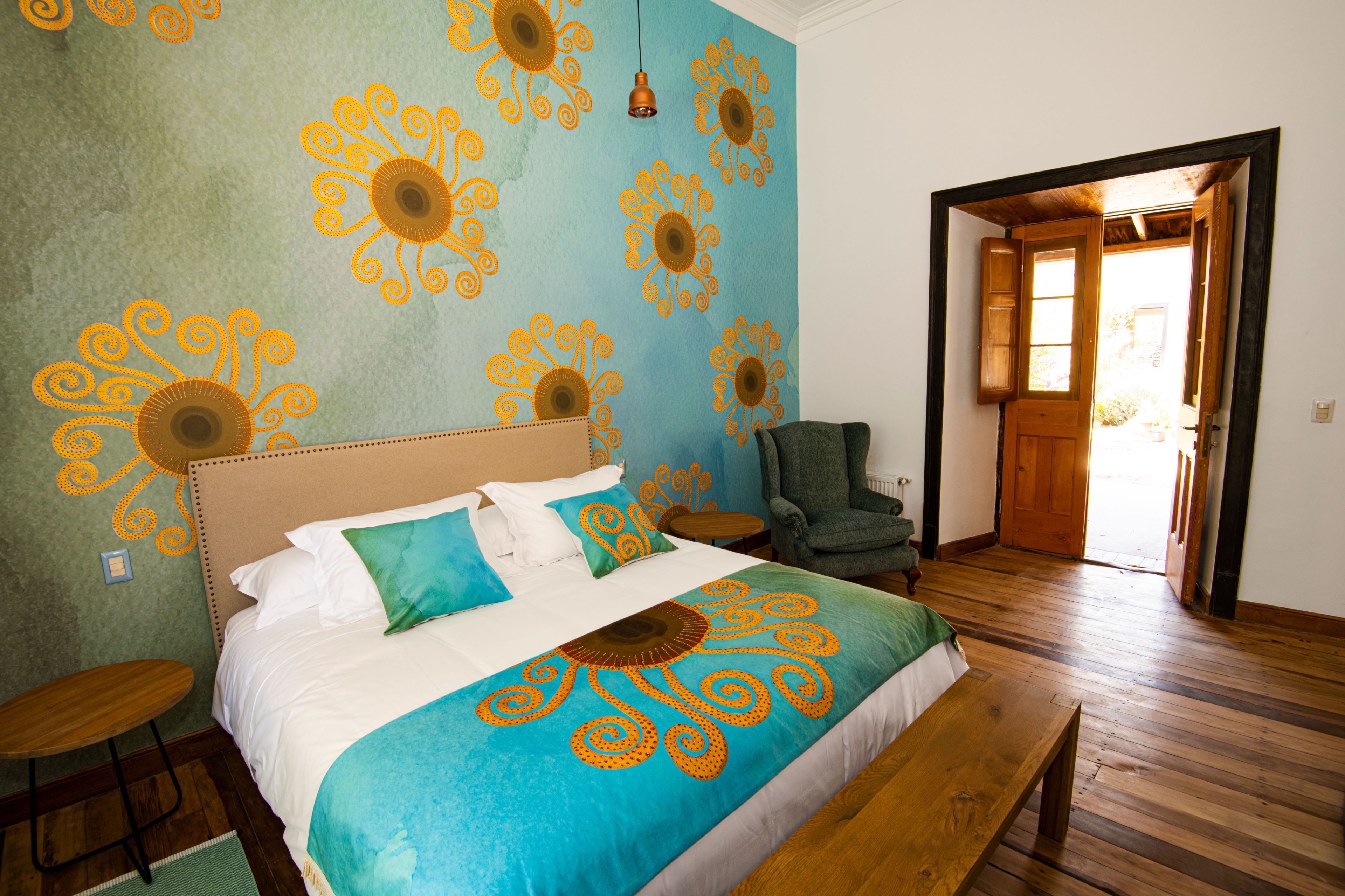 Premium Double Room, 1 King Bed, Bathtub, Garden View