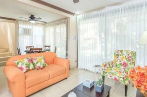 Family Apartment, Multiple Beds, Non Smoking | Living room