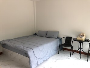 Standard Double Room | Iron/ironing board, free WiFi, bed sheets