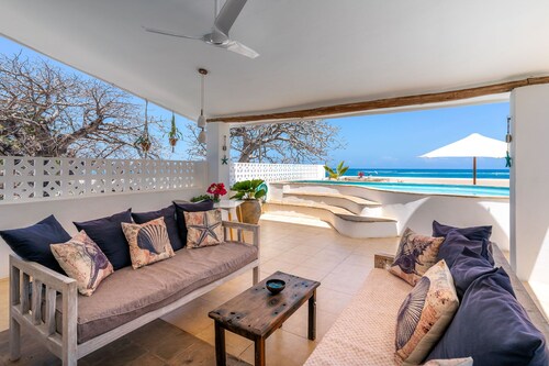 Tequila Sunrise Sky Cabana - Diani Beach - Kenya