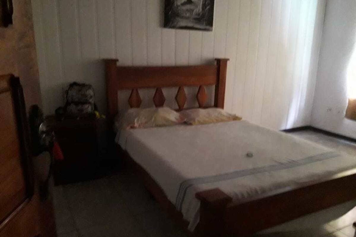 Basic Room, 1 Double Bed, Non Smoking | WiFi (free)