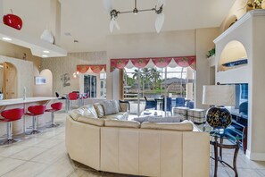 Fernseher, Stereoanlage