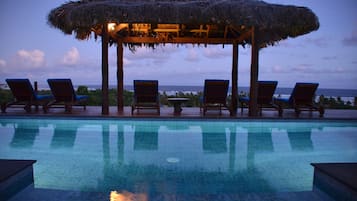 Outdoor pool, sun loungers