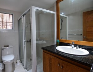 Appartement Confort, plusieurs lits, non-fumeur | Salle de bain