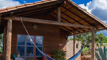 Cabaña estándar, 1 cama Queen size, para no fumadores | Ropa de cama