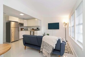 TV, Netflix, streaming services, offices