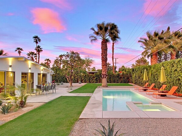 Outdoor pool, a heated pool