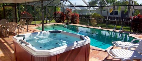 Beheizter Pool