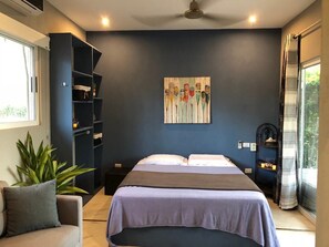 Fer et planche Ă repasser, accĂšs Ă Internet, literie fournie