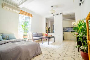 2 bedrooms, desk, iron/ironing board, free WiFi - Endless Love House in Old Quarter Hanoi (Hanoi)