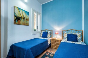 3 habitaciones, tabla de planchar con plancha y wifi gratis 