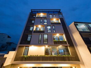 Mặt tiền nơi lưu trú