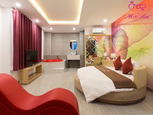 Luksusrom | Sengetøy av topp kvalitet, dundyner, blendingsgardiner og lydisolert