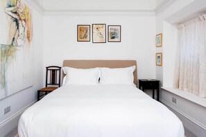 2 bedrooms, WiFi, bed sheets - Richmond on Canvas, by Veeve (London)