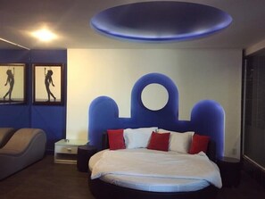 VIP Room | Free WiFi