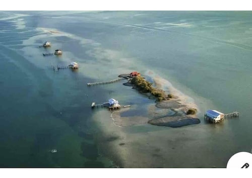 NEW!!  The “WATERSIDE” COTTAGE~With dockage