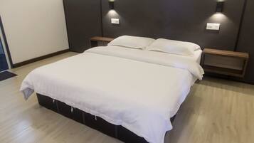 Chambre Double Deluxe, 1 grand lit | Wi-Fi gratuit