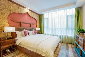Deluxe Double Room A | Desk, blackout drapes, free WiFi - YIN City Inn First Branch (Chengdu)