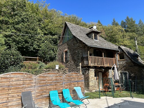Cozy house in a green setting