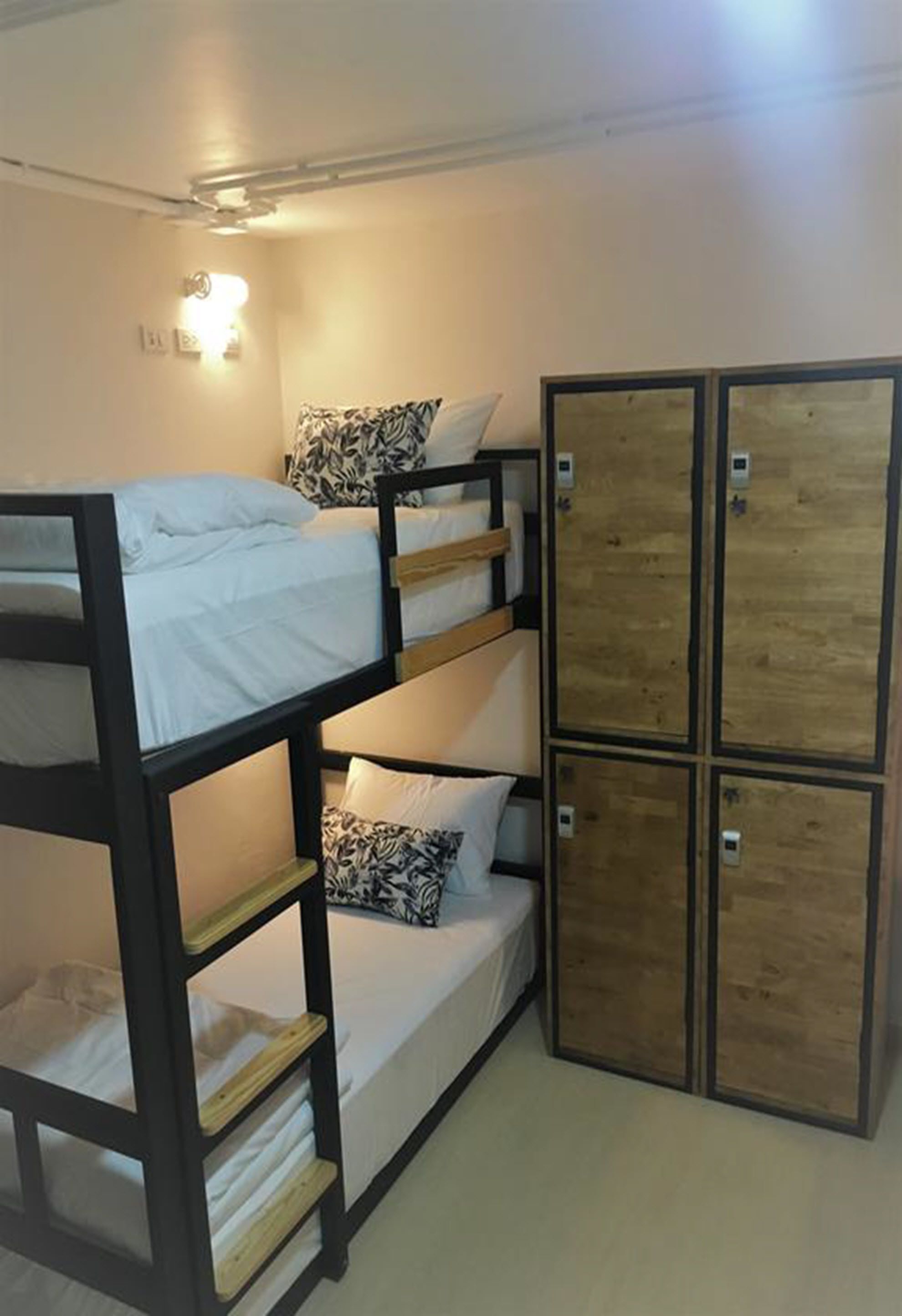 economy room, multiple beds, shared bathroom | in-room safe, free wifi, bed sheets