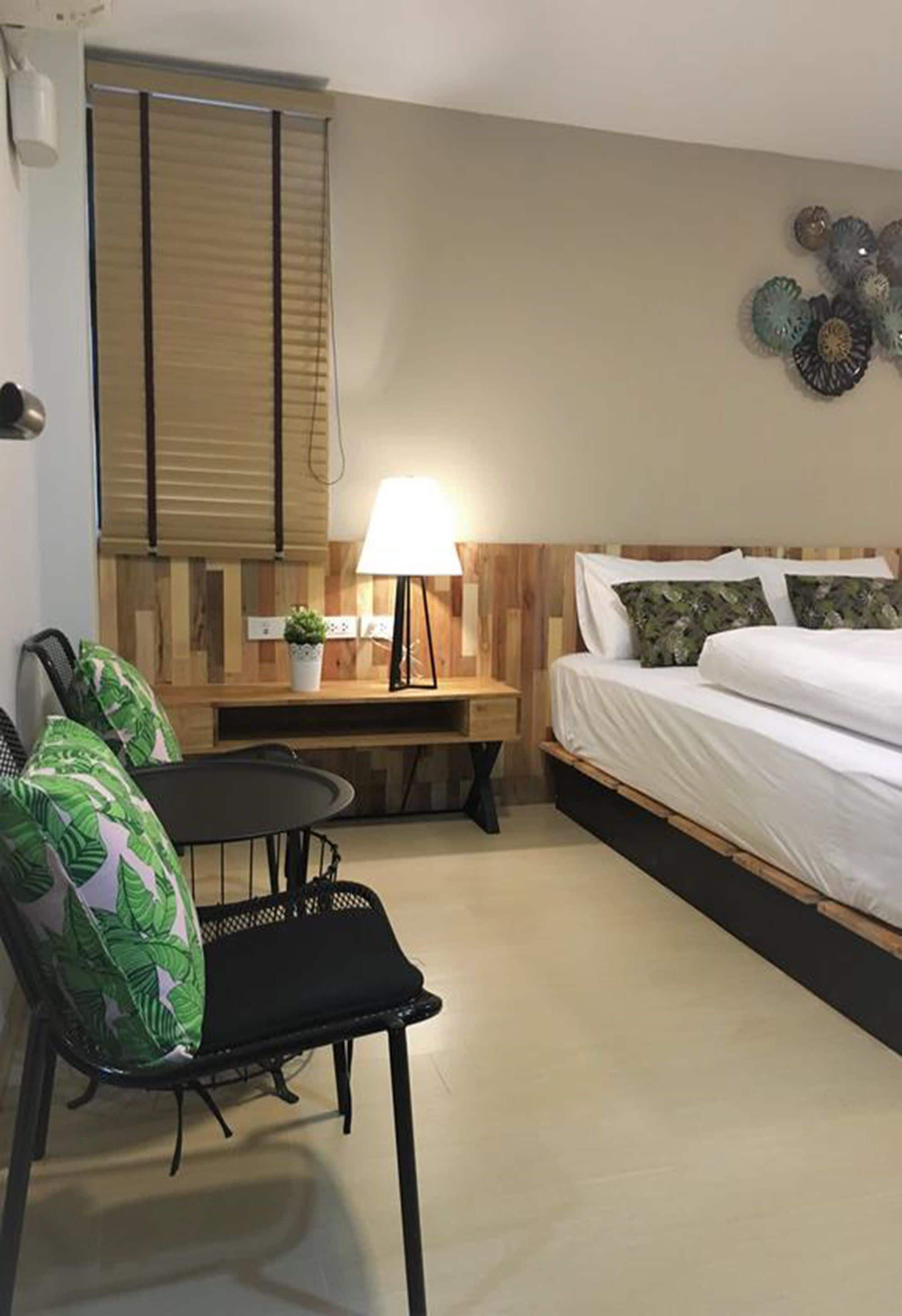 triple room | in-room safe, free wifi, bed sheets