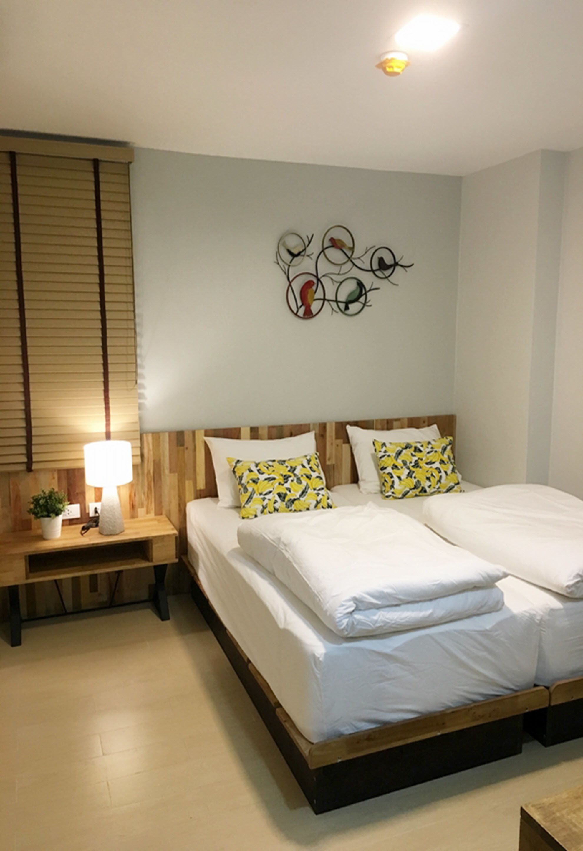 standard double room | in-room safe, free wifi, bed sheets