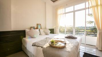 Apartamento família | 2 quartos, roupas de cama premium, cofres nos quartos, escrivaninha