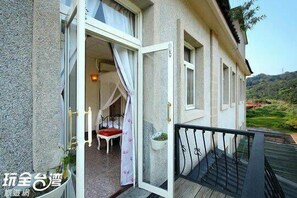 Comfort Double Room | Desk, free WiFi, bed sheets - Shuanghui Garden B&B (New Taipei City)