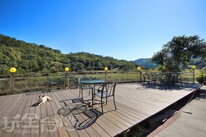 View from property - Shuanghui Garden B&B (New Taipei City)