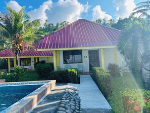 خزنة داخل الغرفة ومكتب وواي فاي مجانًا