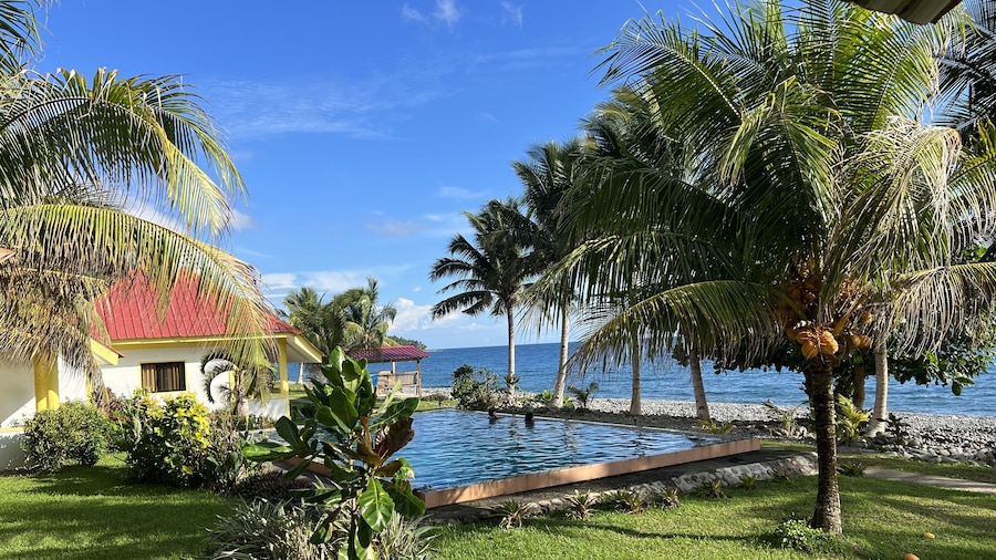 Pintuyan Dive Resort