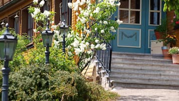 Majoituspaikan sisäänkäynti