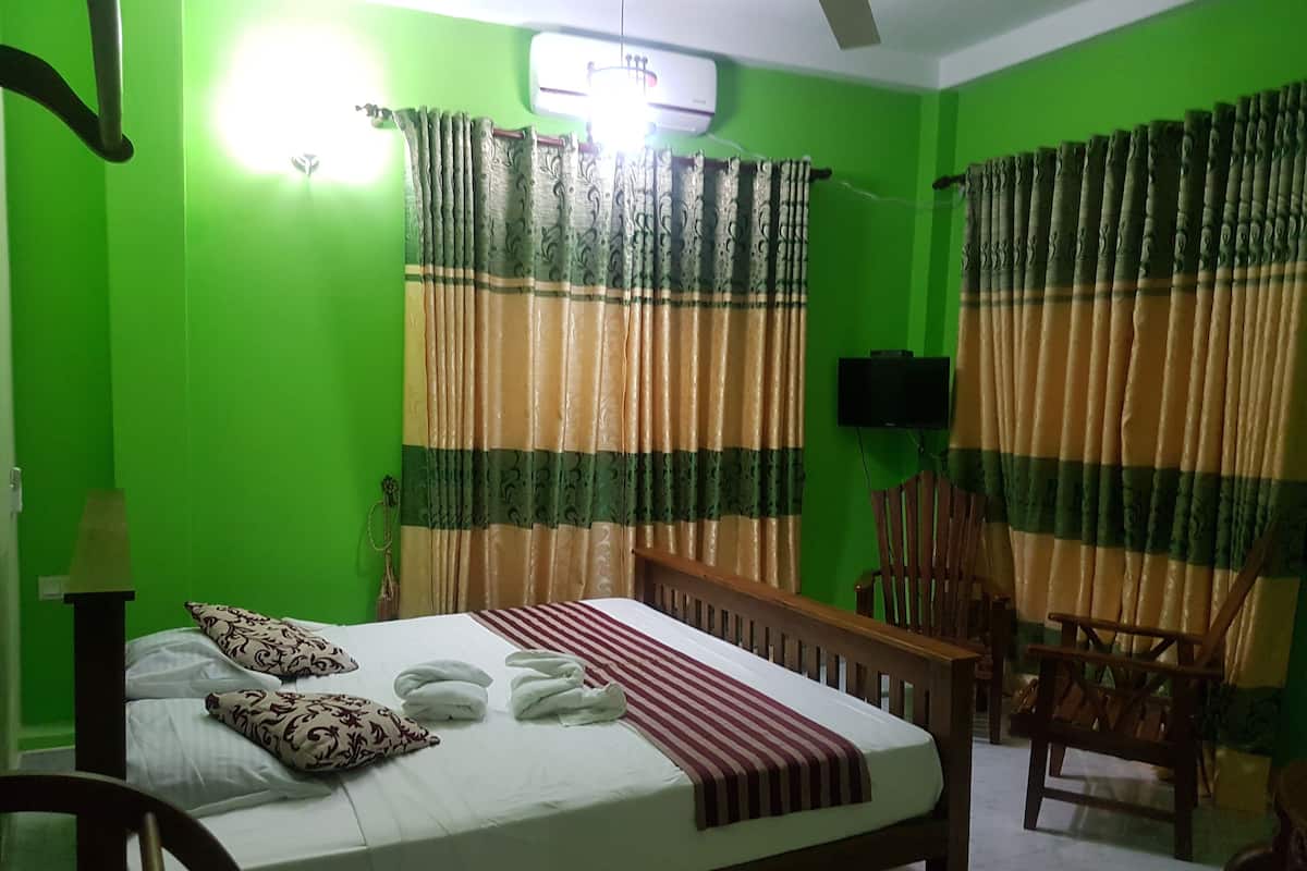 In-room safe, blackout drapes, iron/ironing board (on request)
