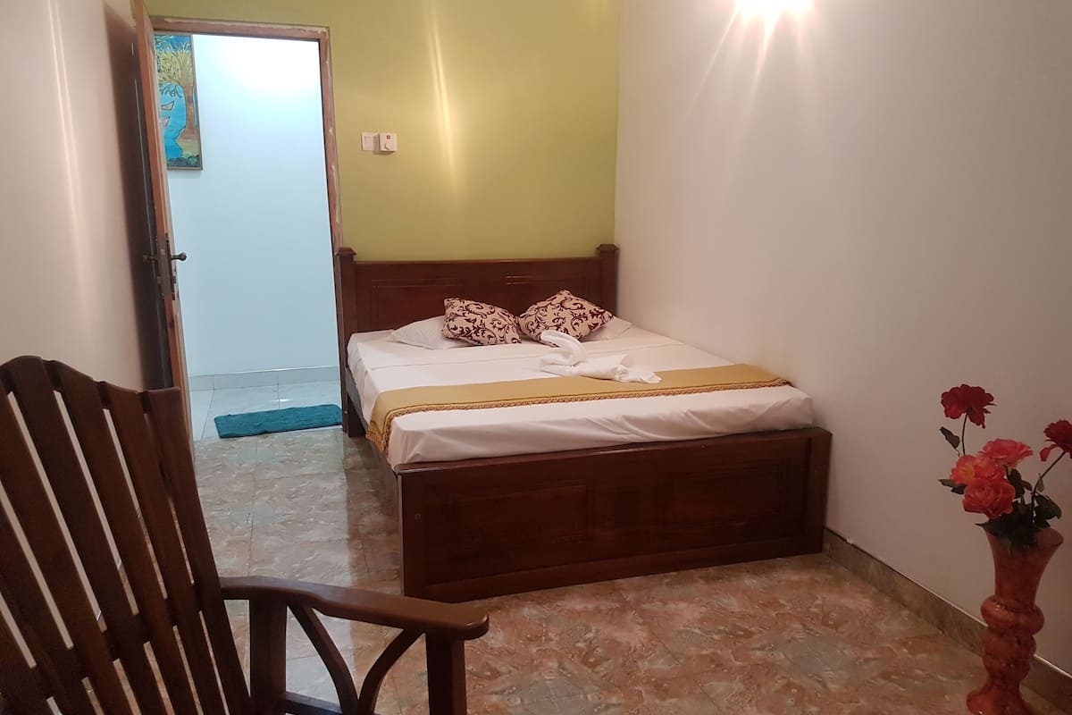 Luxury Double Room | In-room safe, blackout drapes, iron/ironing board (on request)