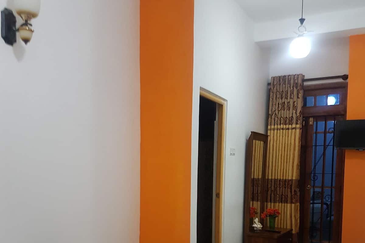 Luxury Twin Room | In-room safe, blackout drapes, iron/ironing board (on request)