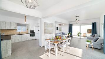 Villa, 3 Bedrooms, Private Pool | Private kitchen