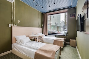 Select Comfort beds, in-room safe, blackout curtains, soundproofing