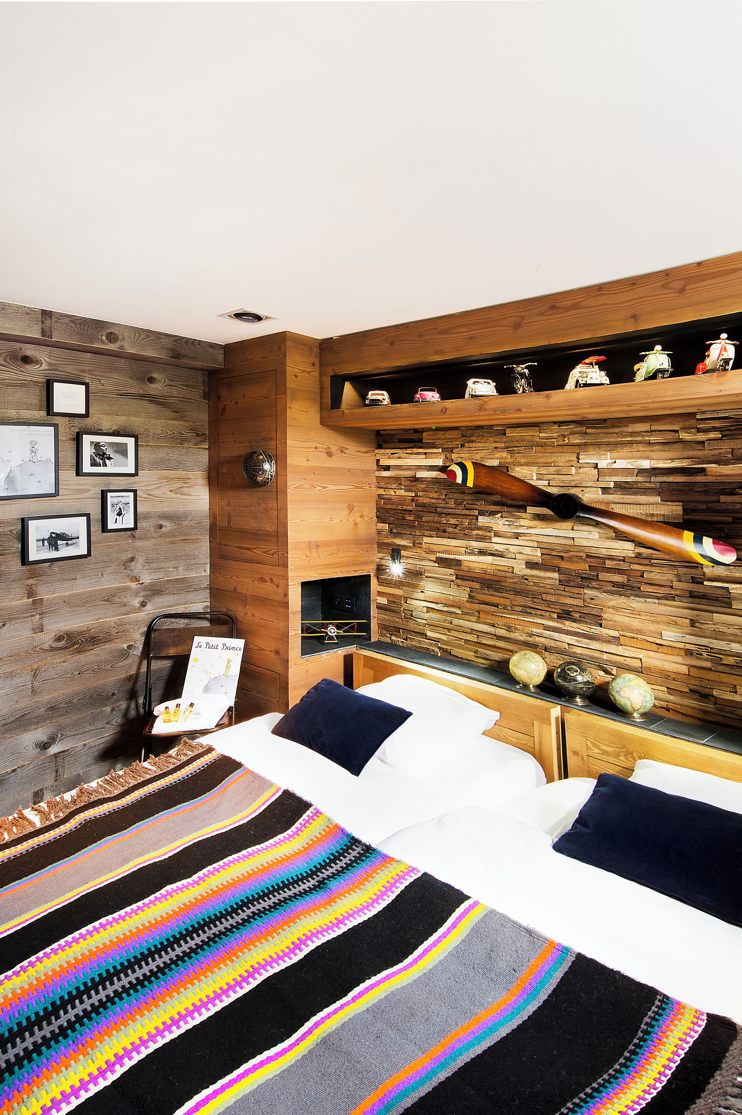 double or twin room (la voyage) | individually decorated, individually furnished, blackout curtains