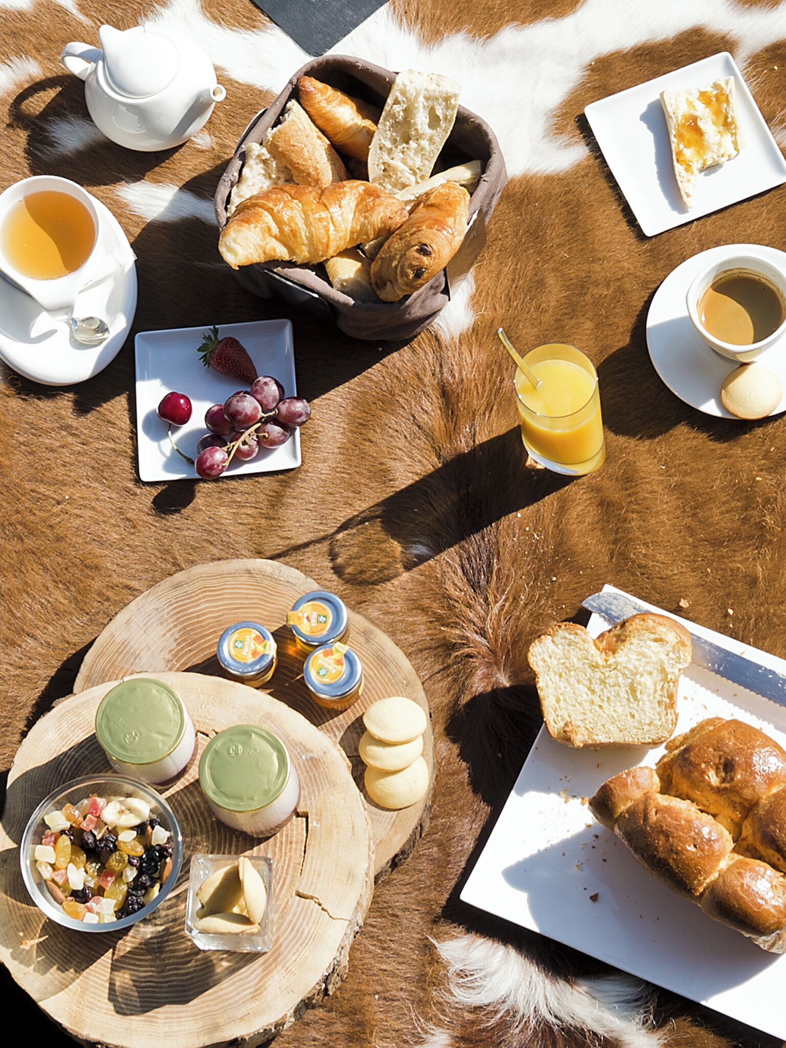 Daily continental breakfast for a fee
