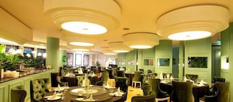 Chengdu Longhu Beach Hotel