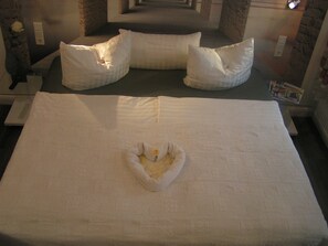 Junior Suite, Non Smoking, Garden View | 2 bedrooms, blackout drapes, soundproofing, iron/ironing board - Ferienwohnung am Rathaus & SPA (Tangermünde)