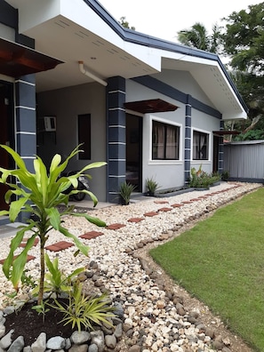 Front of property - Jack's Villas and Residence 1 (Panglao)