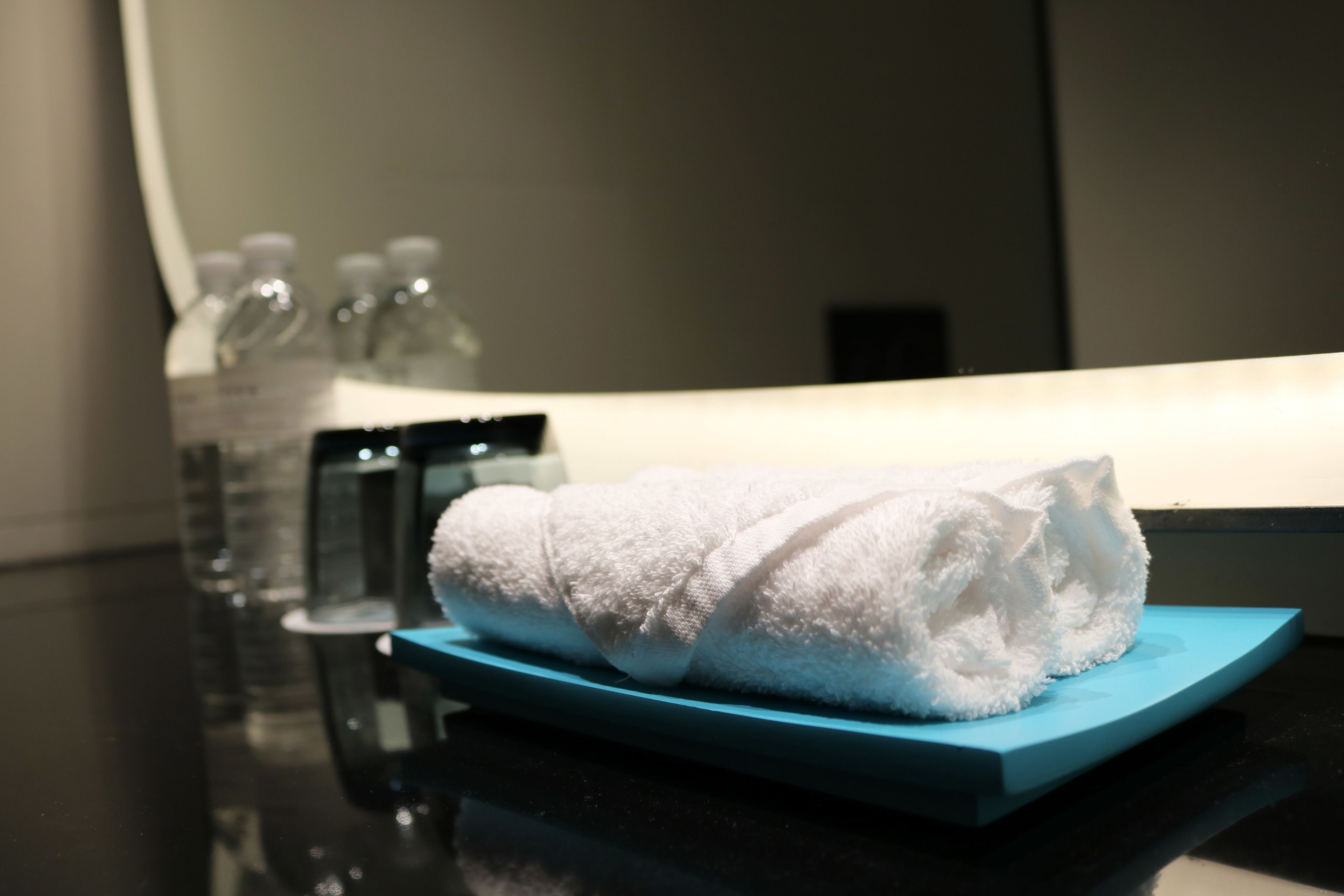 1 bedroom, premium bedding, down duvets, minibar