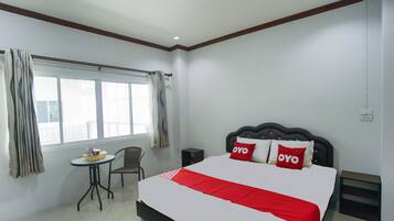 Deluxe Double Room | Desk, free WiFi