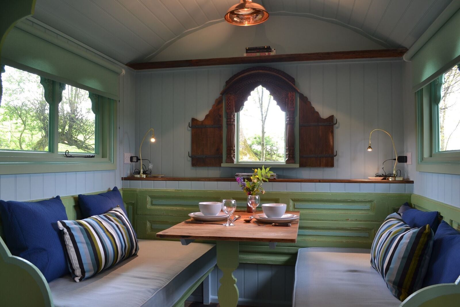 Shanti Hut | Spiseområde på rommet