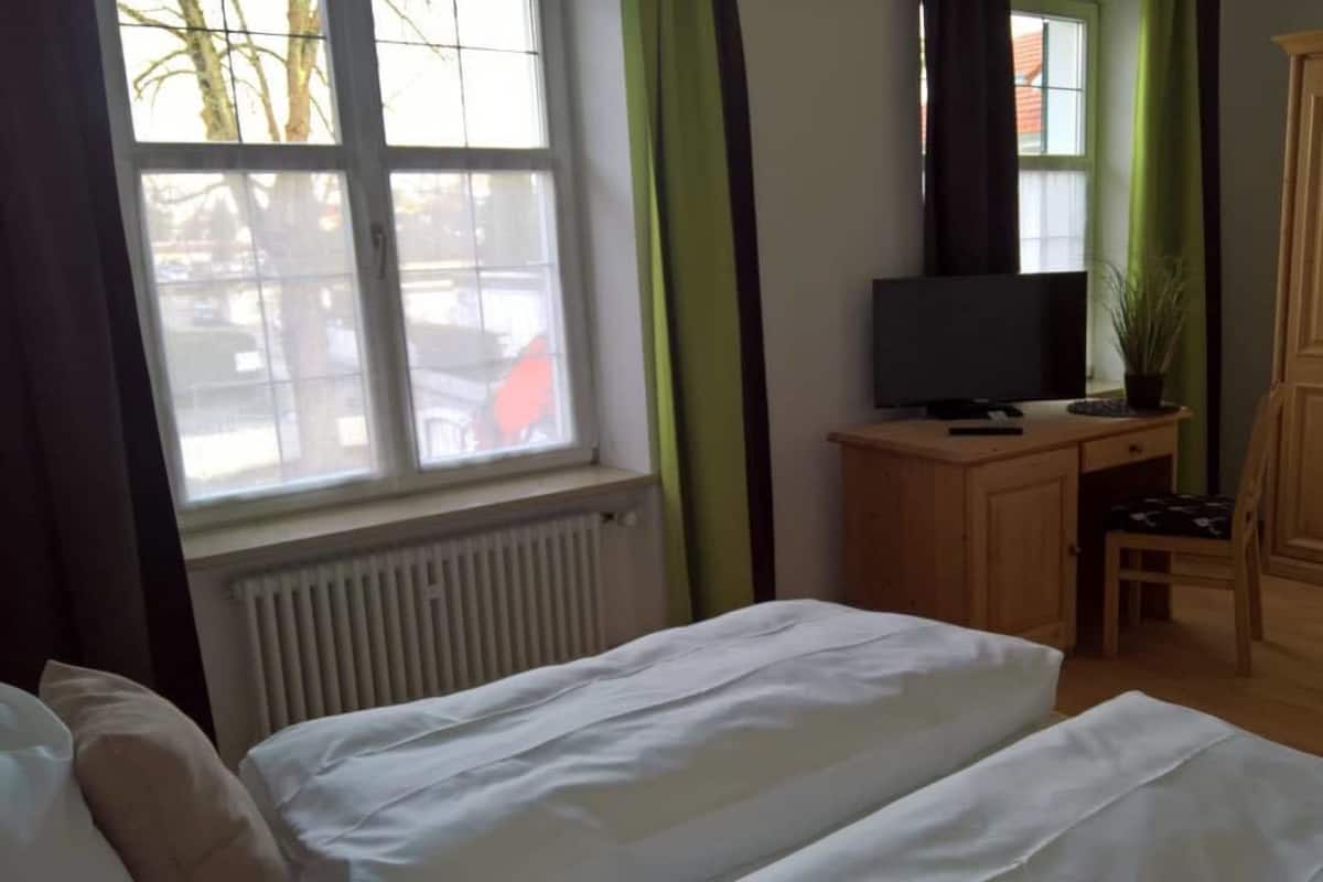 Deluxe Double Room | Egyptian cotton sheets, premium bedding, desk, blackout drapes