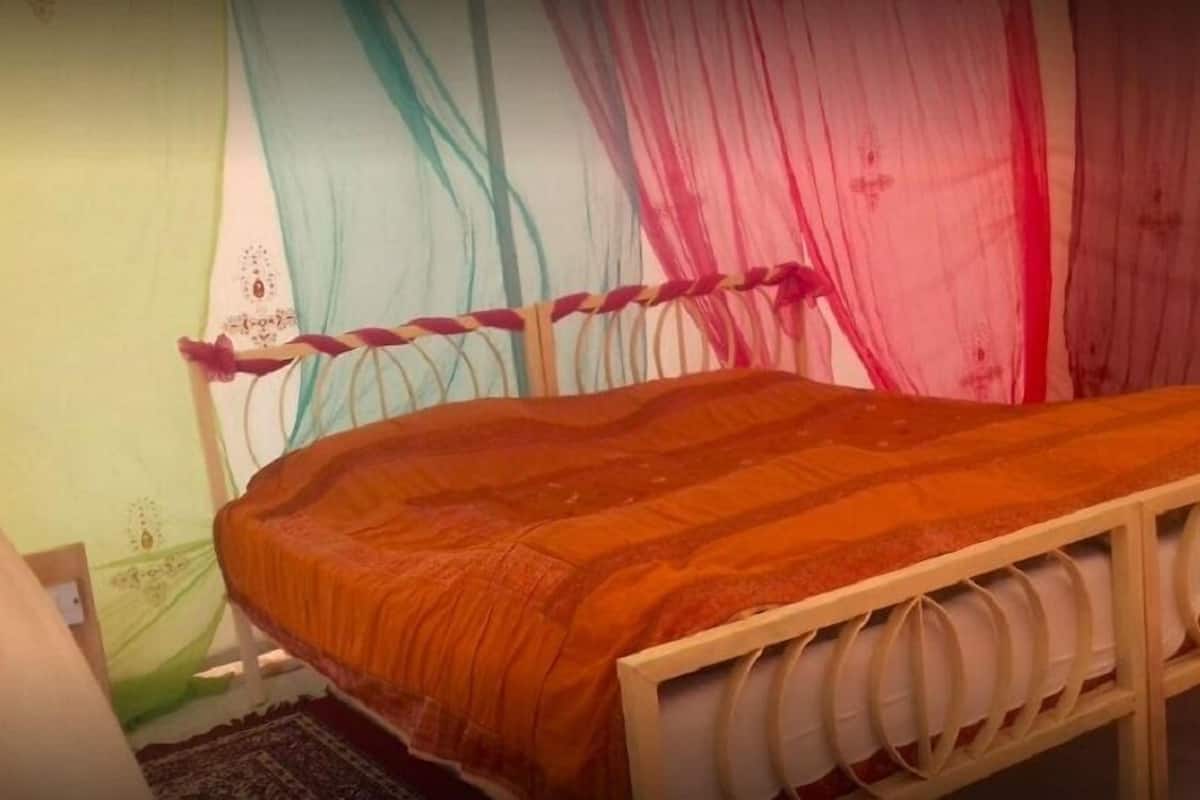 1 bedroom, soundproofing, rollaway beds, individually decorated