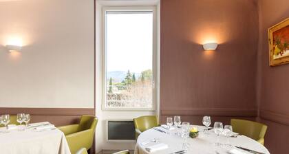 Logis Hôtel du Jabron